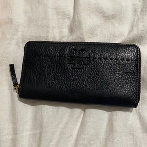 Tory burch wallet